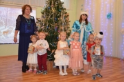 Новогодний праздник в 1-ых младших группах